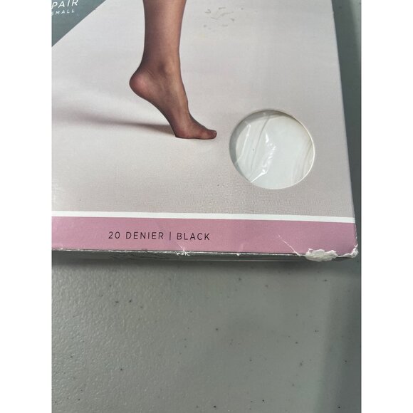 Silk Impressions Pantyhose Size Small Light Support Sheer 20 Denier 2 Pairs NEW - Picture 3 of 7